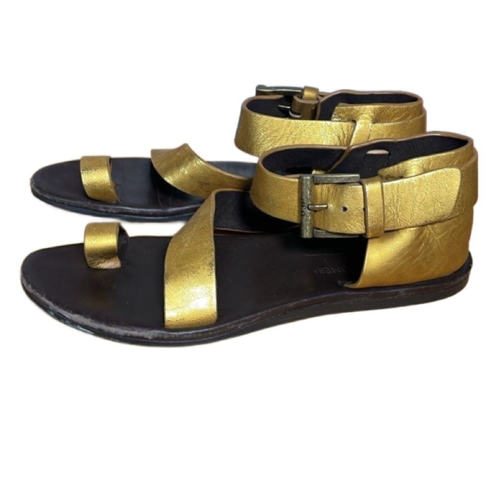 Donald J. Pliner HYDIA Gold Strappy Sandals W/Brown Soles (Size: 6.5-7)